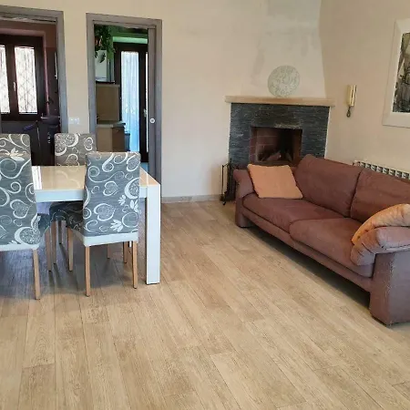 Ambra House